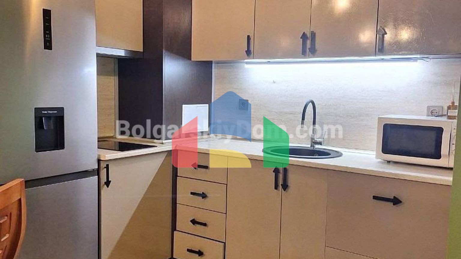 Трикімнатна квартира в Піроп Сіті