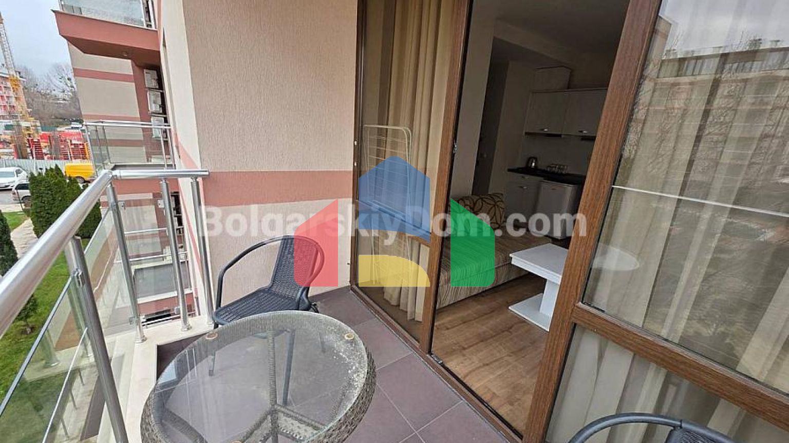 Двокімнатна квартира в Тарсіс