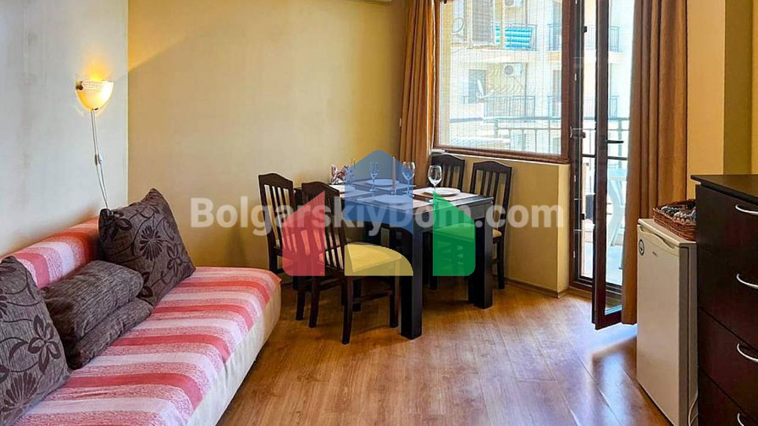 Двокімнатна квартира в Амадеус 5