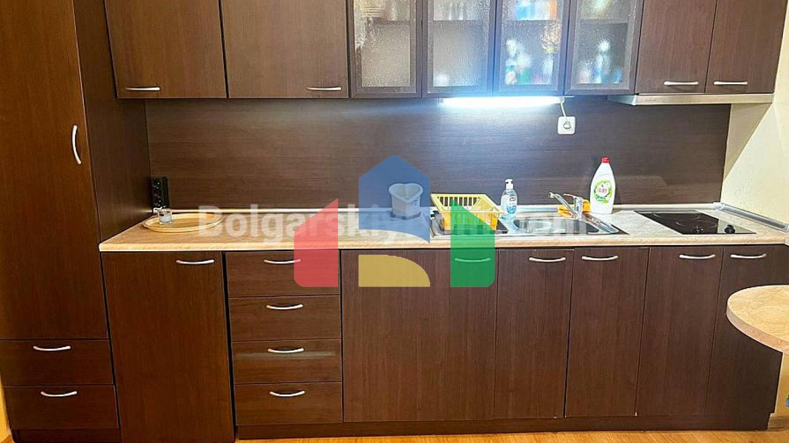 Двокімнатна квартира в Амадеус 5