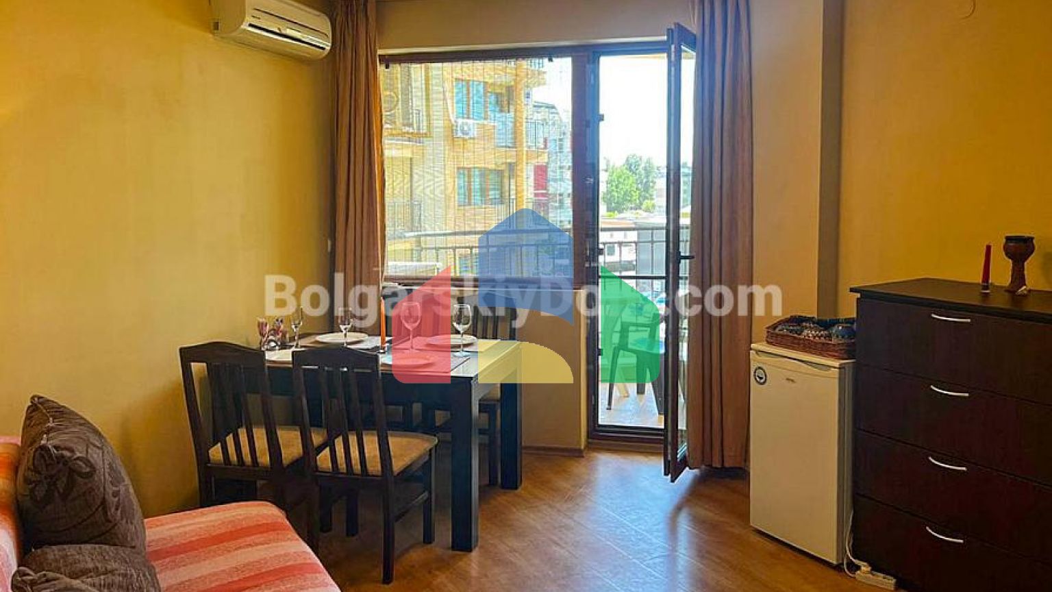 Двокімнатна квартира в Амадеус 5