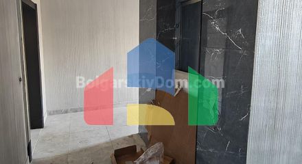 Двокімнатна квартира в Емілія Романа Есте