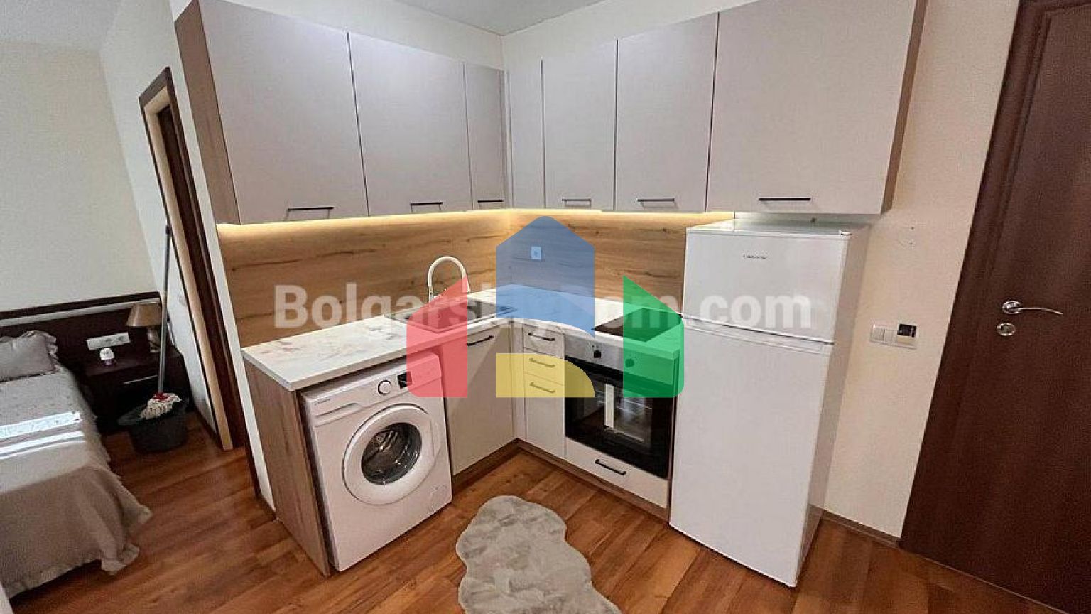 Двокімнатна квартира в Камелот Резиденс