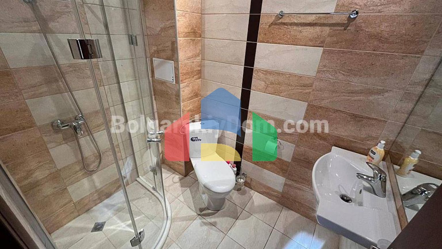 Двокімнатна квартира в Камелот Резиденс