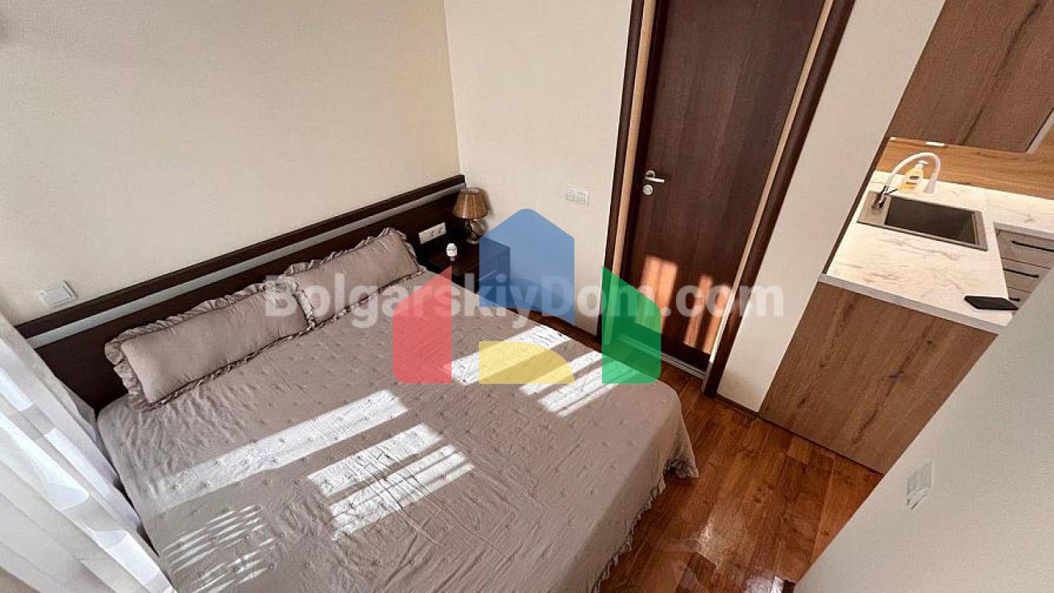 Двокімнатна квартира в Камелот Резиденс