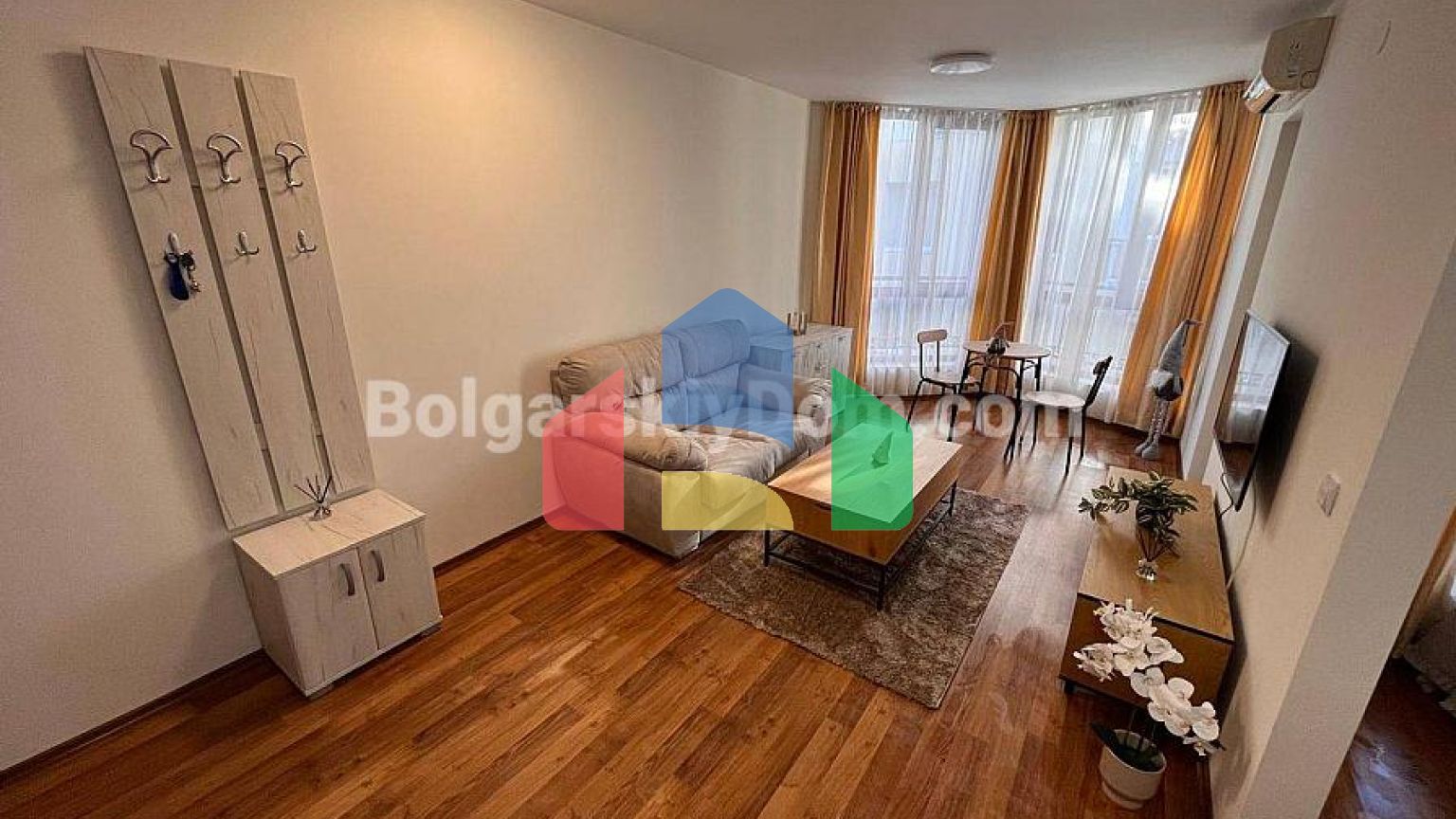 Двокімнатна квартира в Камелот Резиденс