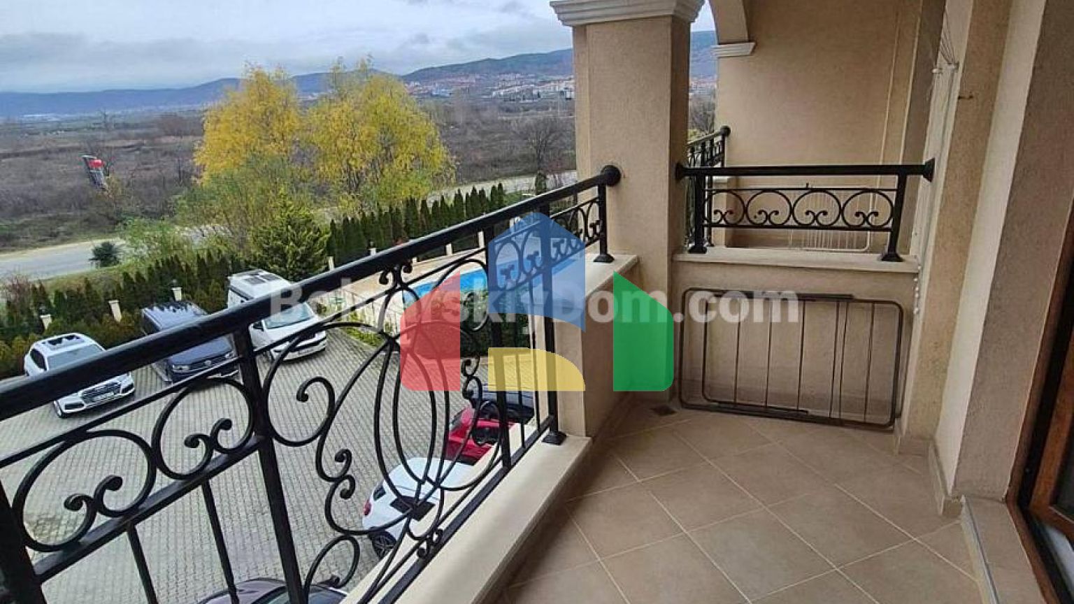 Двокімнатна квартира в Сезони 3