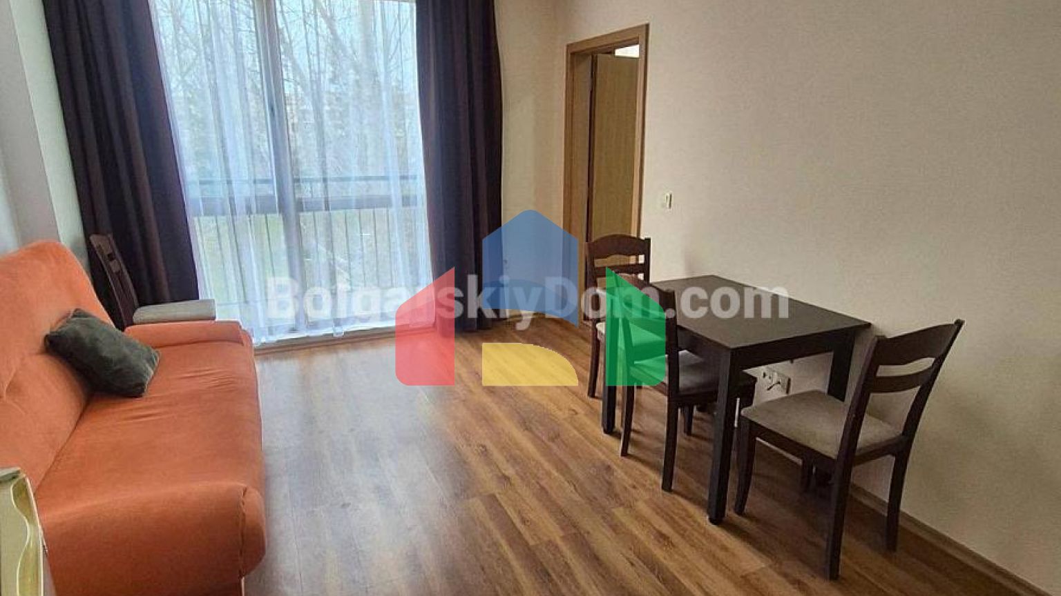 Двокімнатна квартира в Сезони 3