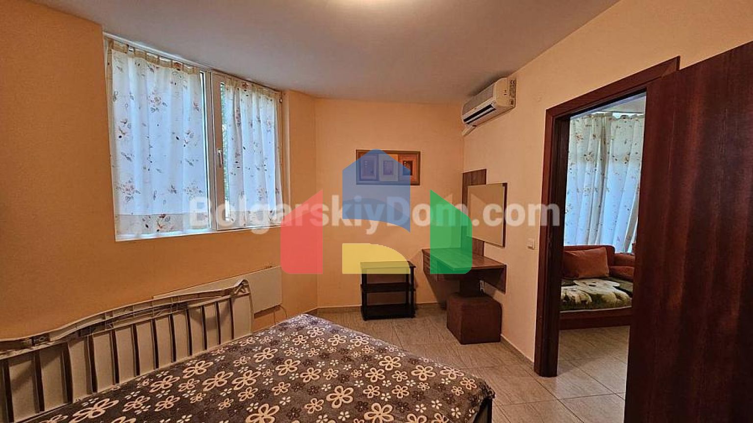 Двокімнатна квартира в Сан Вілладж