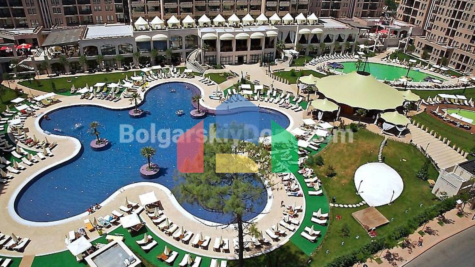 Двокімнатна квартира в Роял Біч Барсело