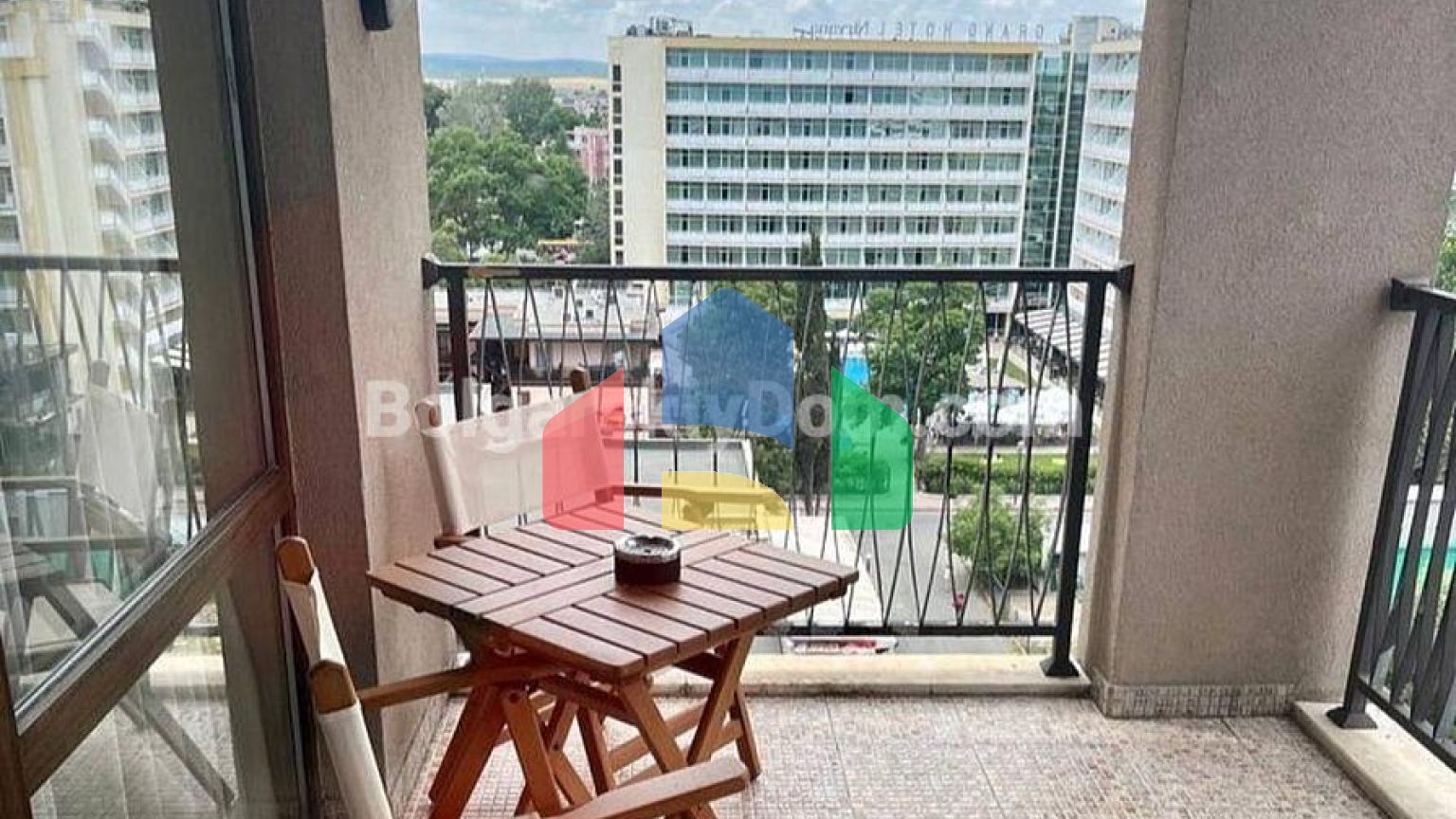 Двокімнатна квартира в Роял Біч Барсело