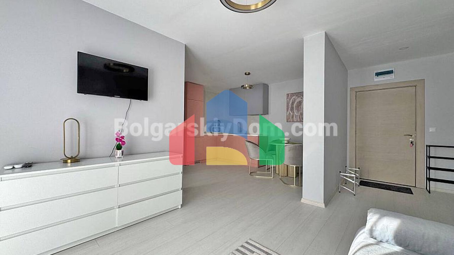 Трикімнатна квартира в J`adore Secret Garden