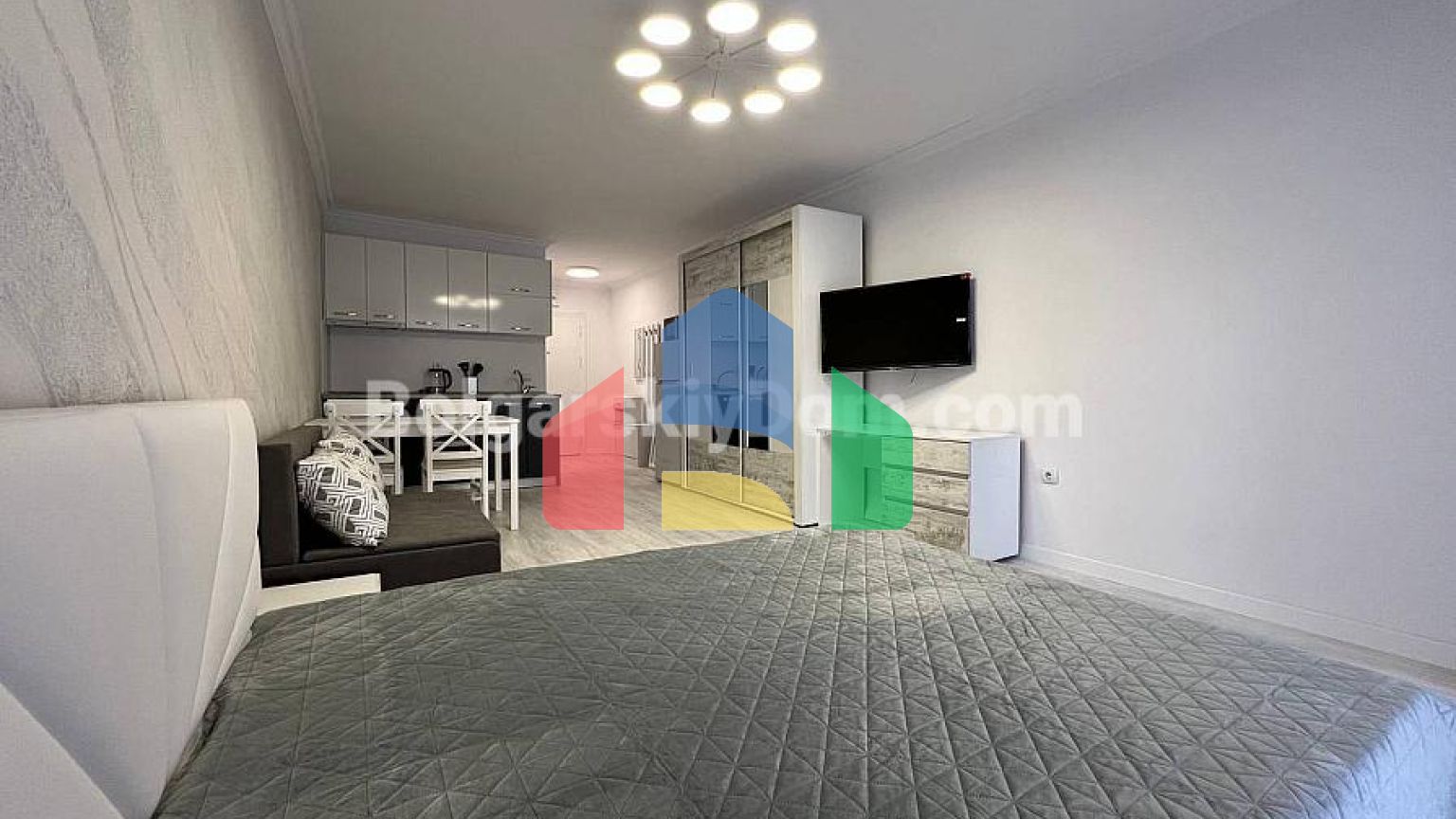 Квартира-студія в Магнолія 7