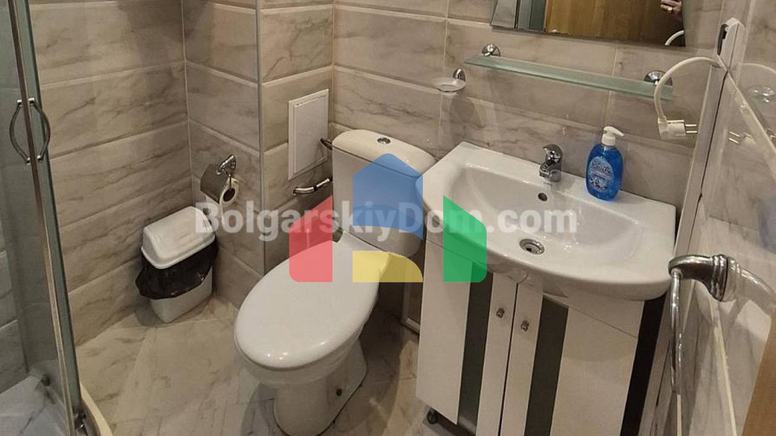 Двокімнатна квартира в Сезони 3