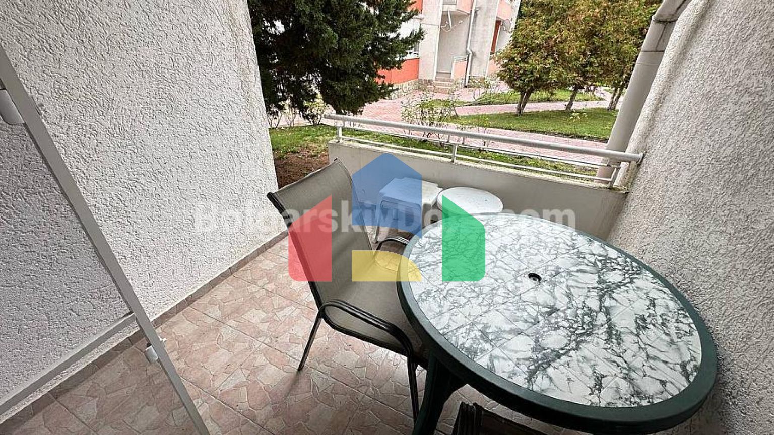 Двокімнатна квартира в Санні Форт