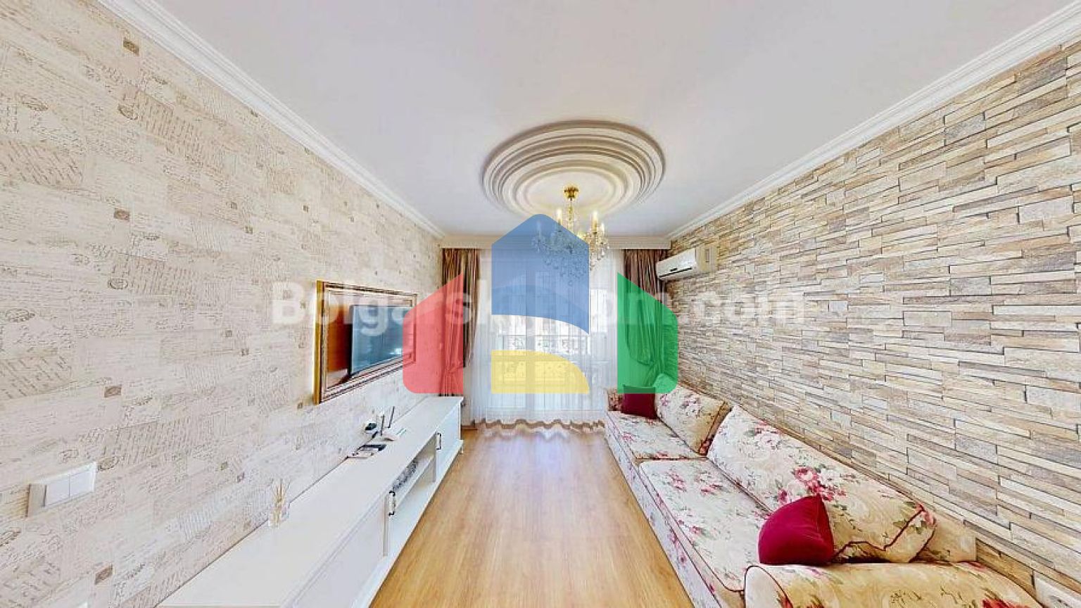 Двокімнатна квартира в світ Хоум 3