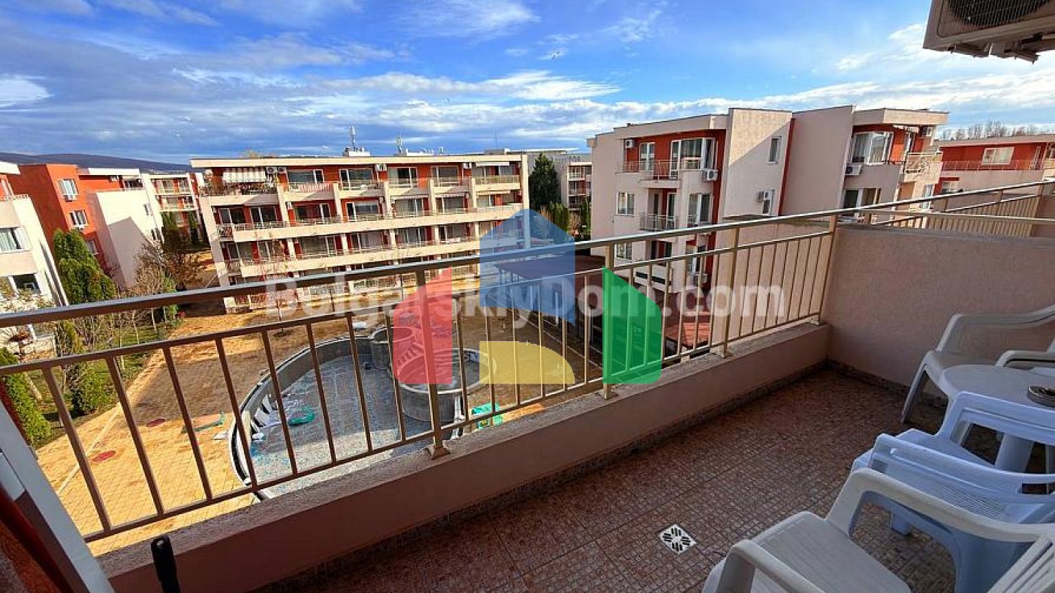 Двокімнатна квартира в Несебр Форт Клуб