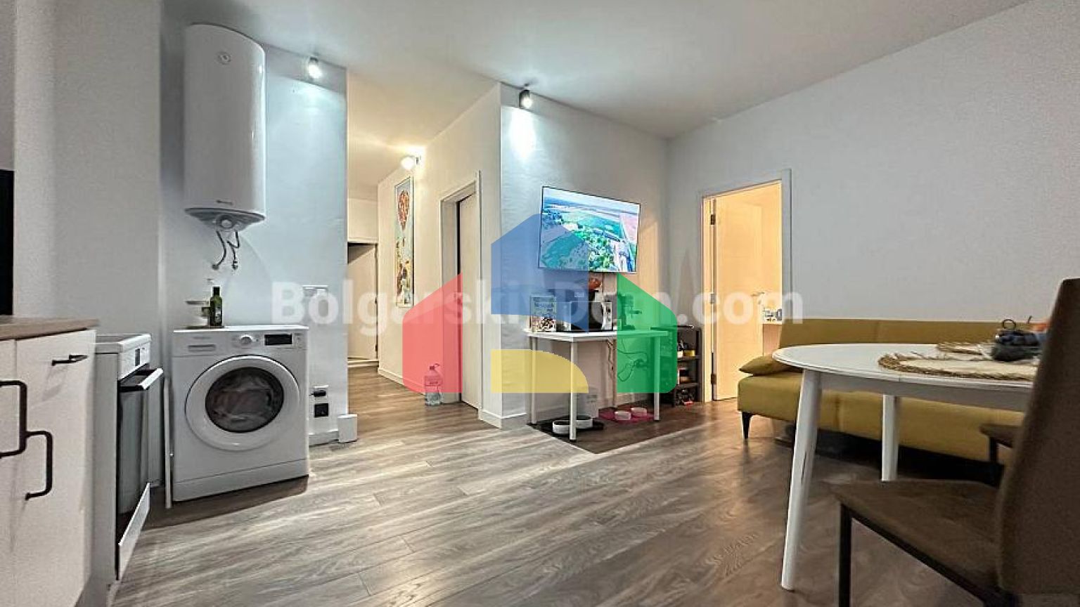 Чотирикімнатна квартира в Санні В'ю Централ