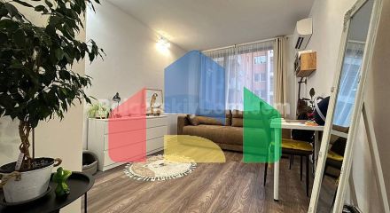 Чотирикімнатна квартира в Санні В'ю Централ