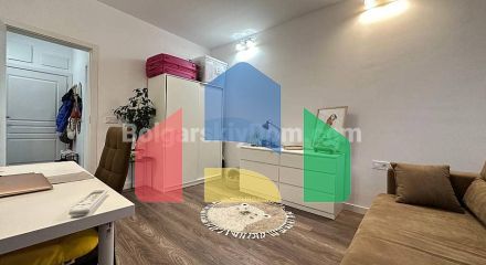 Чотирикімнатна квартира в Санні В'ю Централ