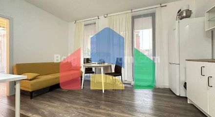 Чотирикімнатна квартира в Санні В'ю Централ