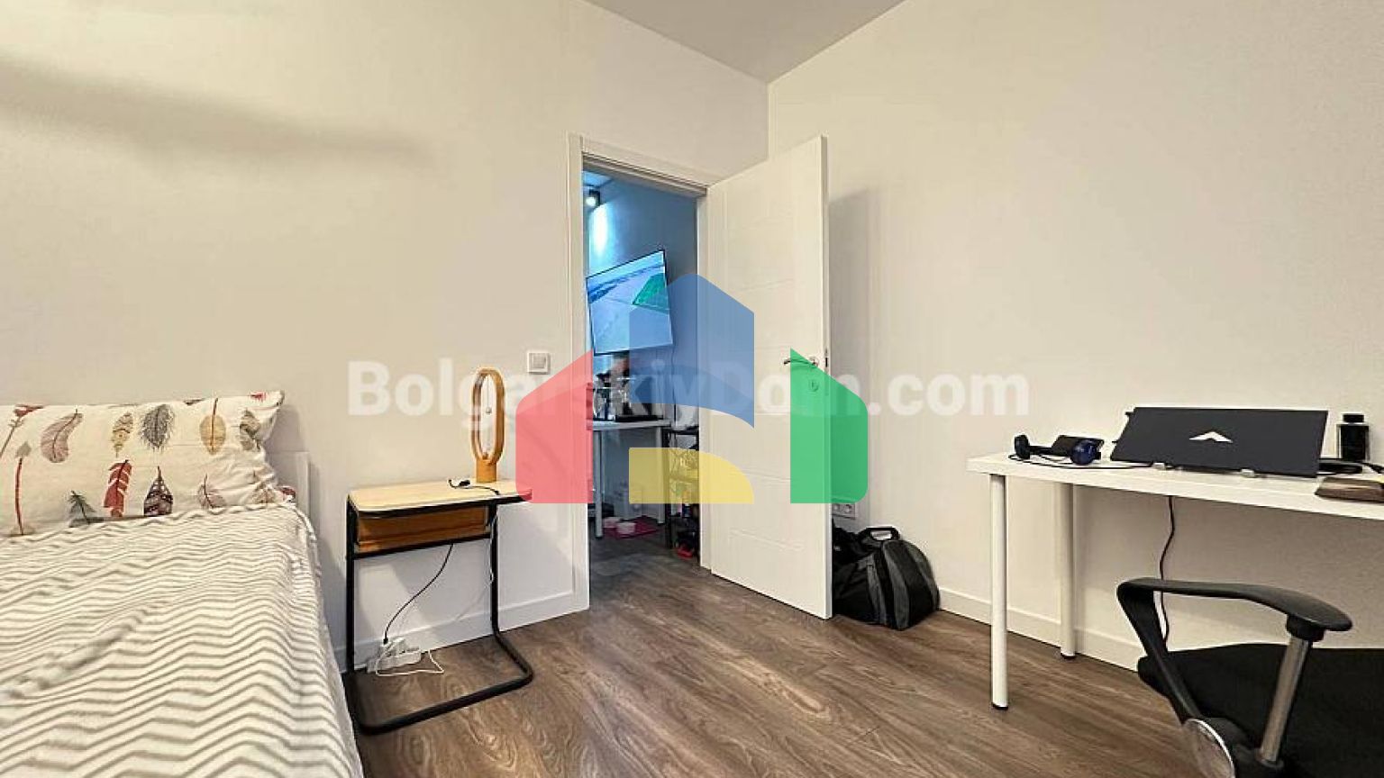 Чотирикімнатна квартира в Санні В'ю Централ