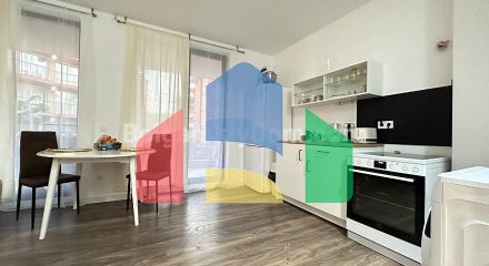 Чотирикімнатна квартира в Санні В'ю Централ