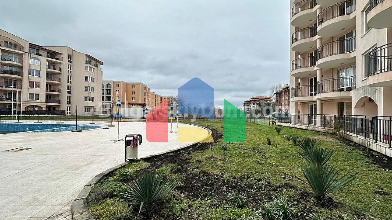 Двокімнатна квартира в Хелена Резиденс