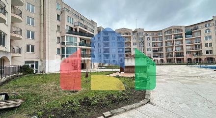 Двокімнатна квартира в Хелена Резиденс