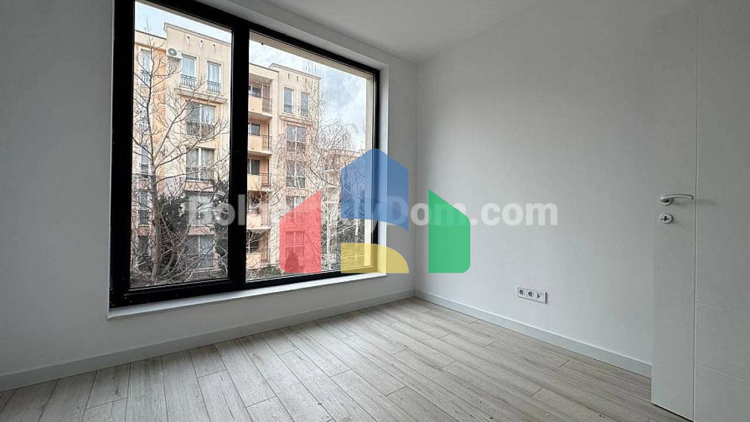 Двокімнатна квартира в Санні В'ю Централ 7