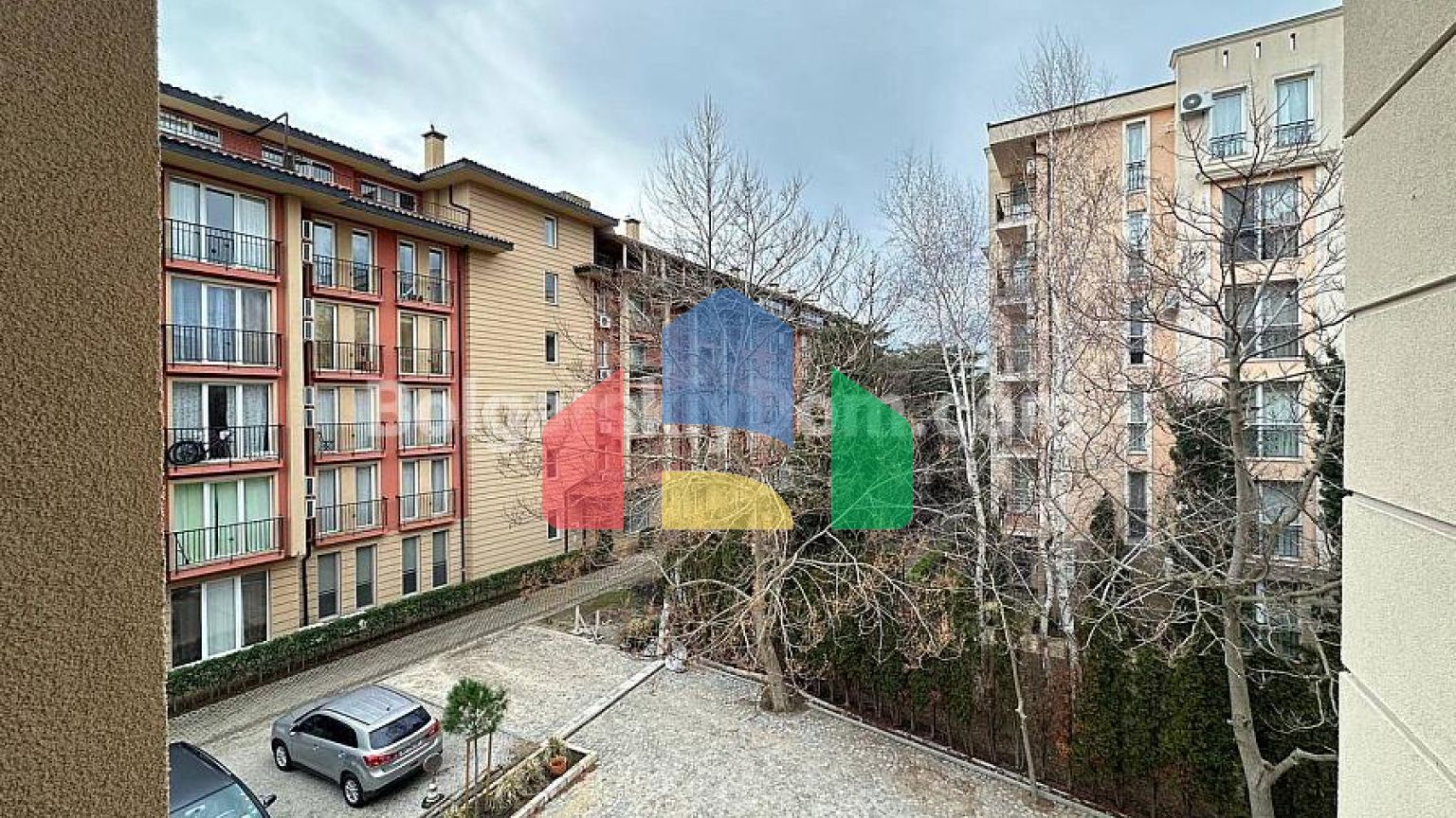 Двокімнатна квартира в Санні В'ю Централ 7