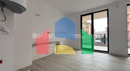 Двокімнатна квартира в Санні В'ю Централ 7