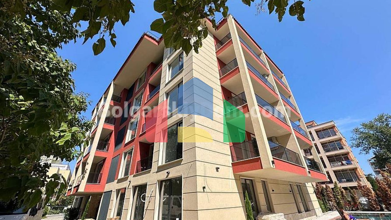 Двокімнатна квартира в Санні В'ю Централ 7