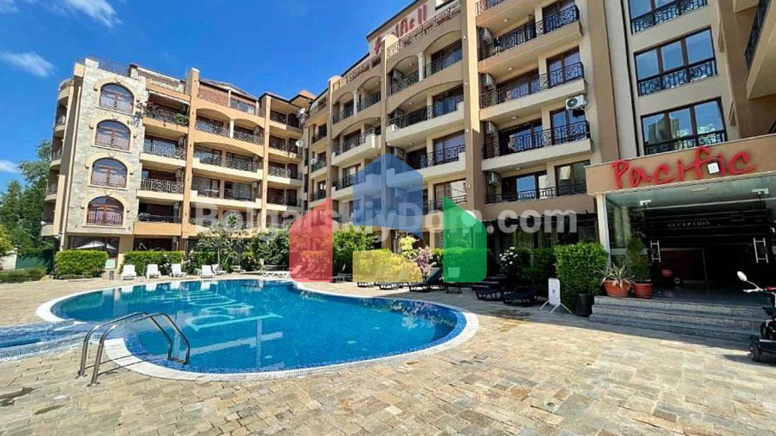 Трикімнатна квартира в Пасифік