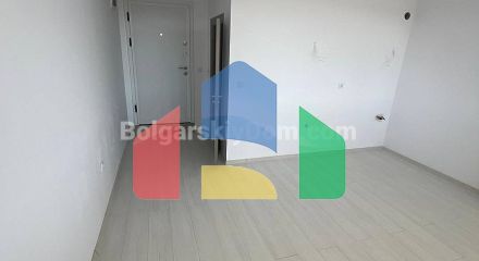 Квартира-студія в Ж'адор Сікрет Гарден