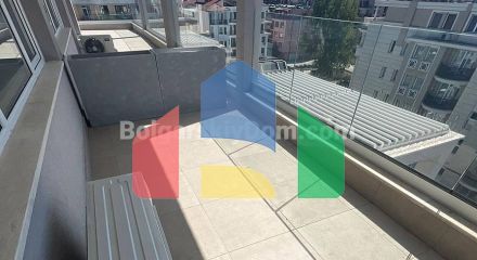 Квартира-студія в Ж'адор Сікрет Гарден