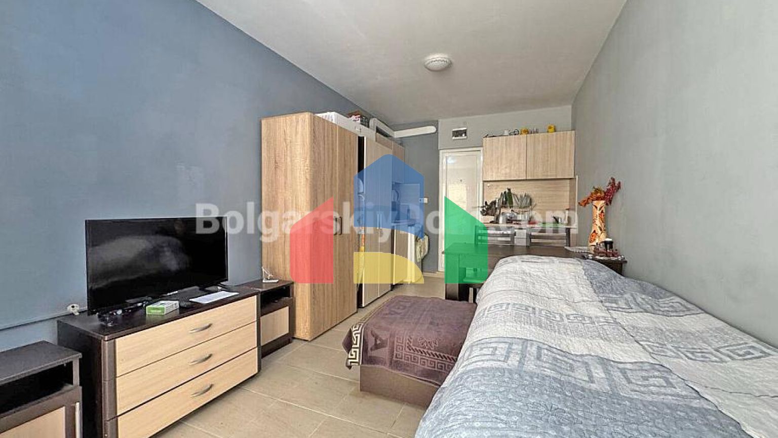 Квартира-студія в Марвел Делюкс