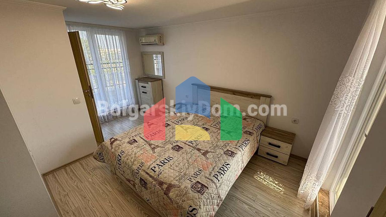 Трикімнатна квартира в Віп Зона