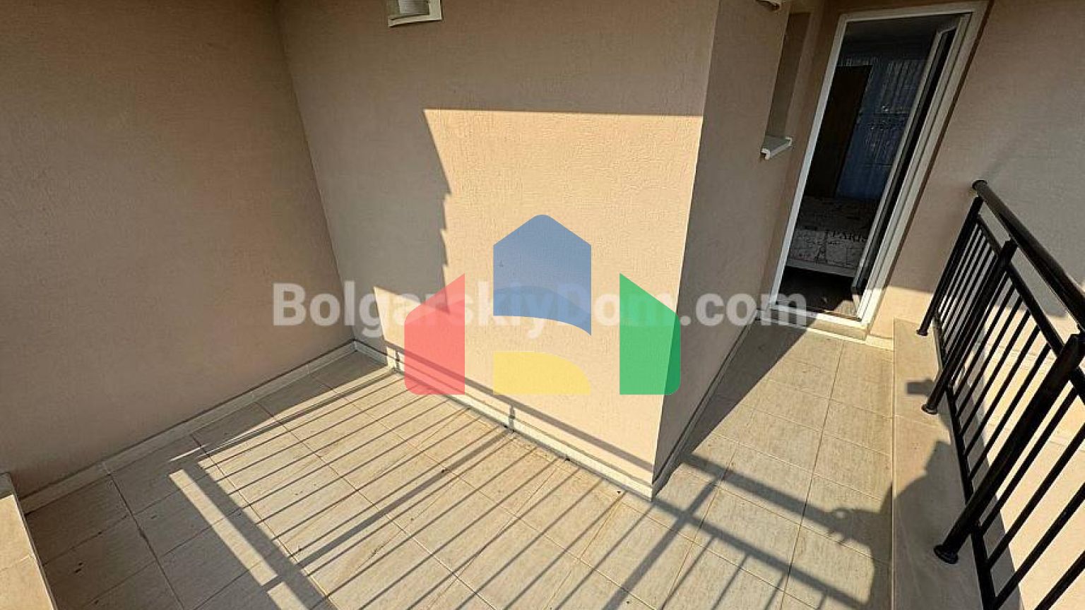 Трикімнатна квартира в Віп Зона