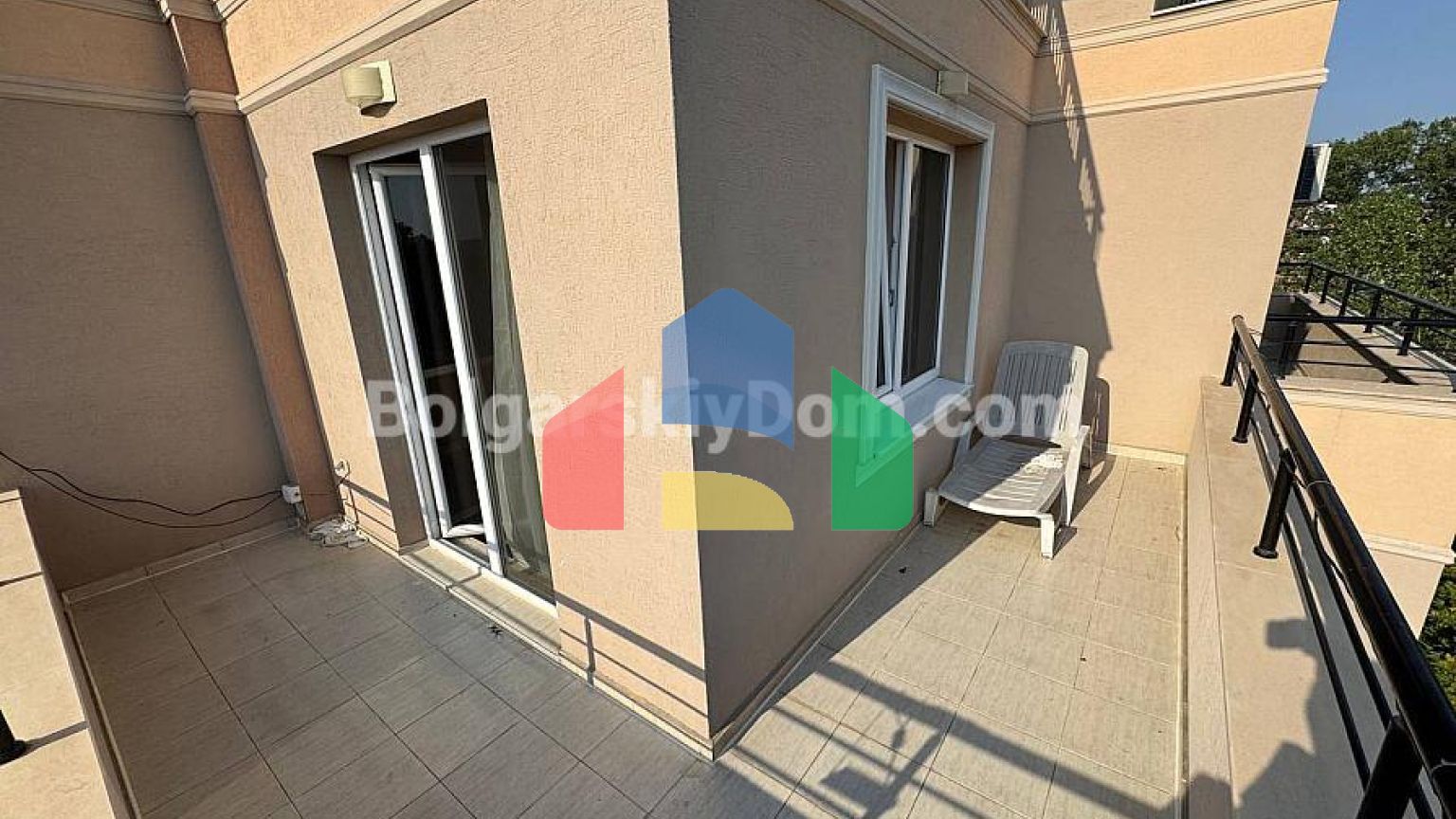 Трикімнатна квартира в Віп Зона