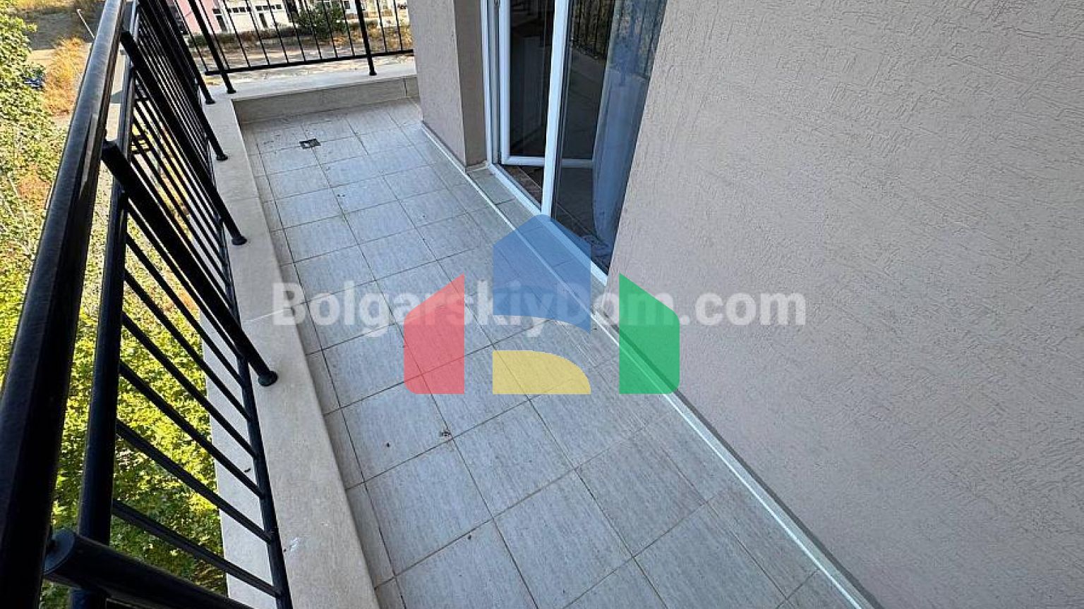 Трикімнатна квартира в Віп Зона