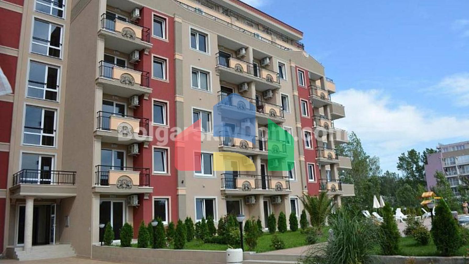 Трикімнатна квартира в Віп Зона