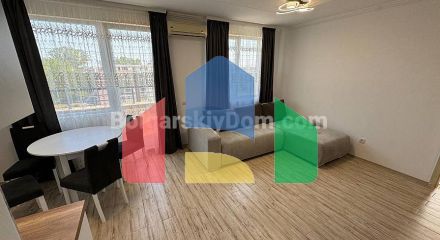 Трикімнатна квартира в Віп Зона