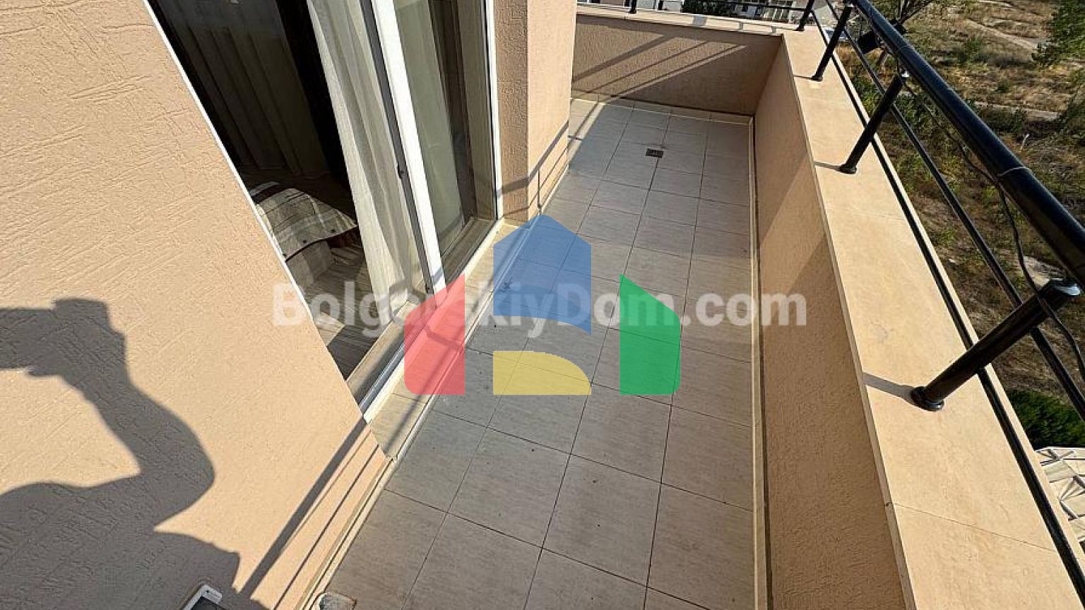 Трикімнатна квартира в Віп Зона