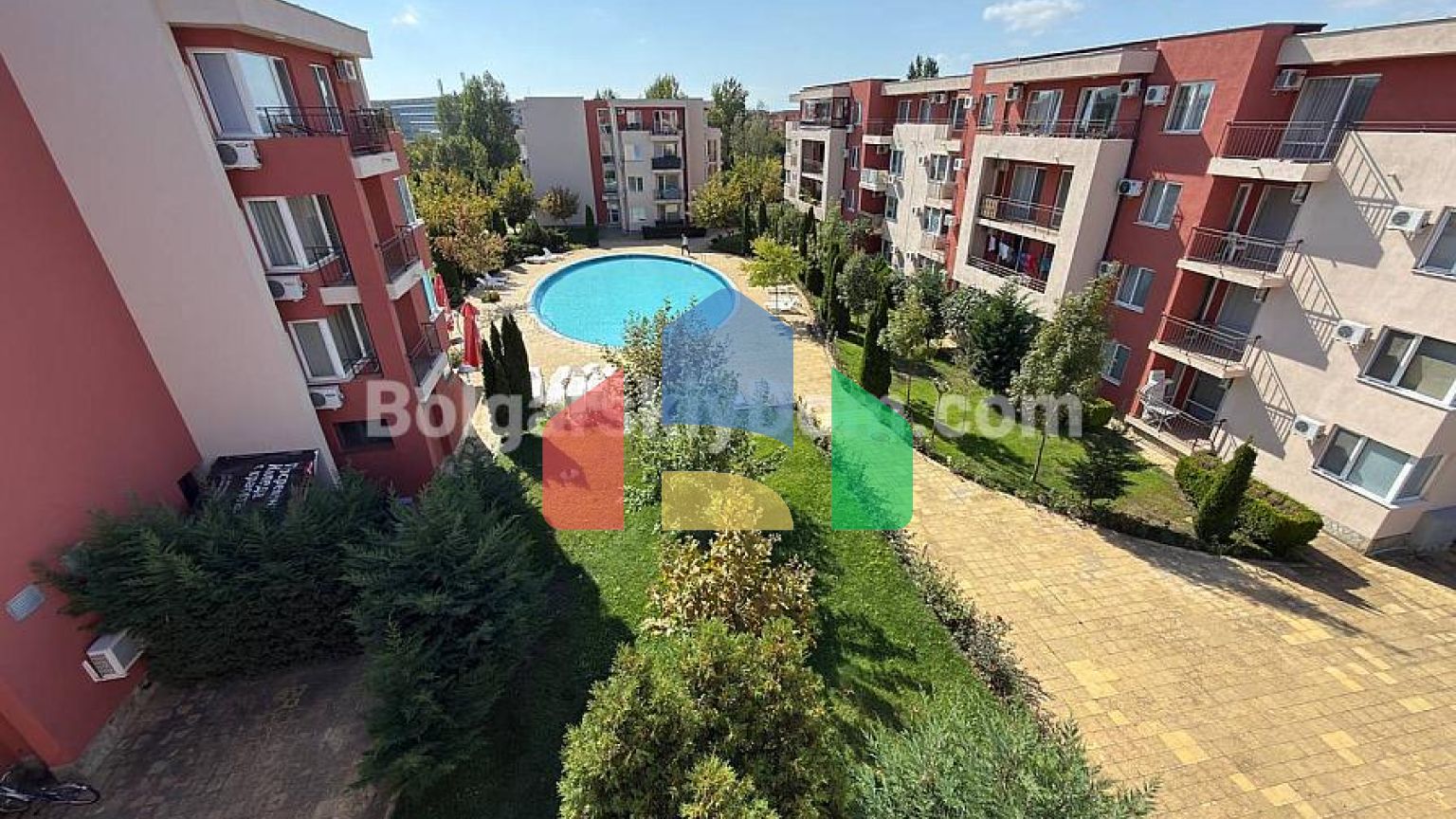 Трикімнатна квартира в Холідей Форт