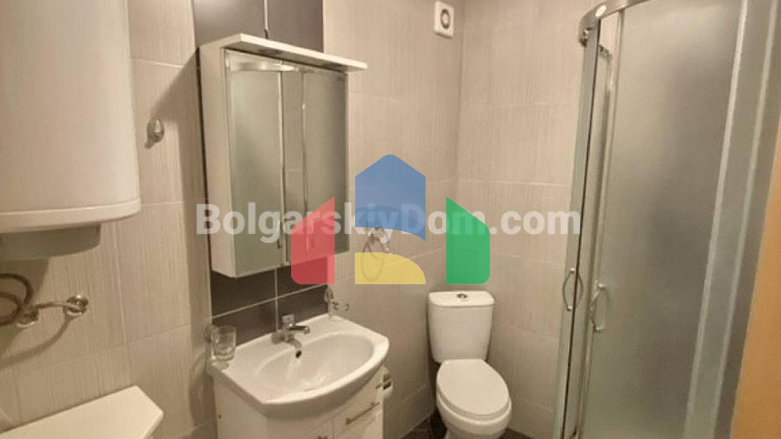 Квартира-студія в Амадеус 19