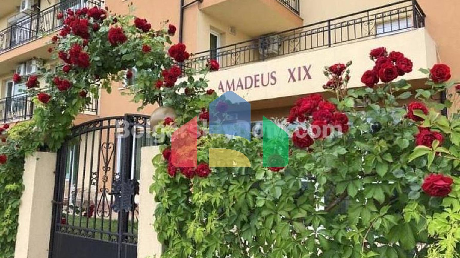 Квартира-студія в Амадеус 19