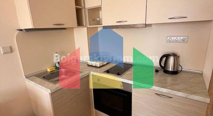 Двокімнатна квартира в Роял Сан