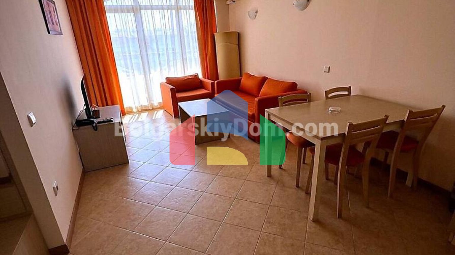 Двокімнатна квартира в Роял Сан