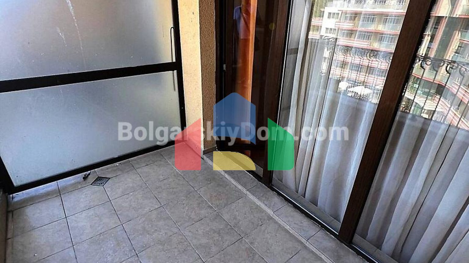 Двокімнатна квартира в Роял Сан